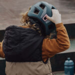 Kask rowerowy dziecięcy z lampką ZEBU TURKUSOWY