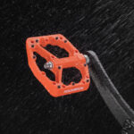 Pedały rowerowe nylonowe 2021-12AOR