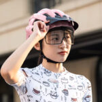 Kask rowerowy z okularami i lampką LED RB1011PK