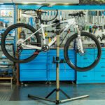 Stojak rowerowy serwisowy regulowany RB4421