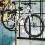 Stojak rowerowy serwisowy regulowany RB4421