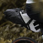 Sakwa rowerowa pod siodełko z zaworem BHD0020WH