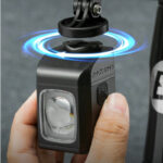 Lampka rowerowa przednia z wyświetlaczem M8