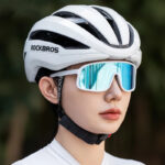 Kask rowerowy z zapięciem magnetycznym LK-79WH