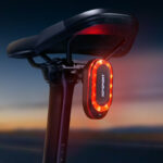 Lampka rowerowa tylna z radarem SR MINI