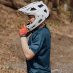 Kask rowerowy dziecięcy Full Face DROP BIAŁO-SZARY
